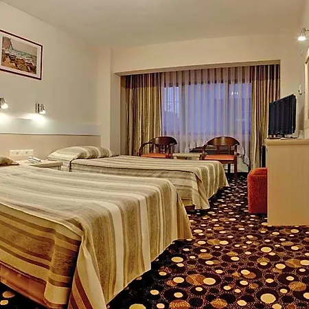 Yumukoglu 3* Izmir