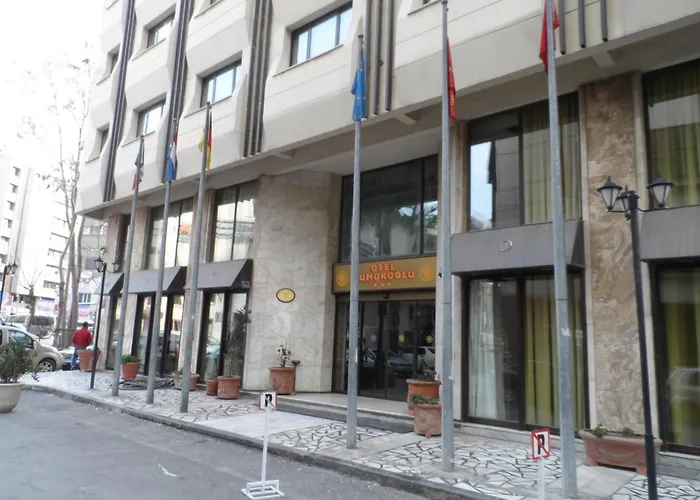 雨穆克格鲁酒店 伊兹密尔